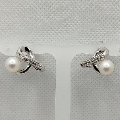 Orecchini con Perle e Diamanti oro 18k | Gioiellitosti.it